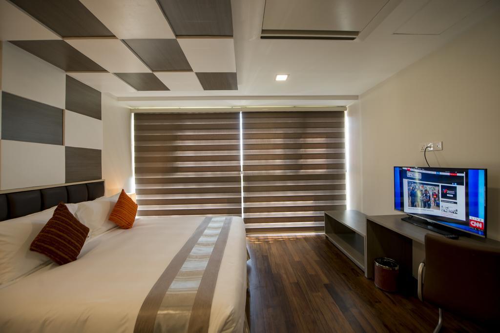 Hotel Parami Yangon Ngoại thất bức ảnh