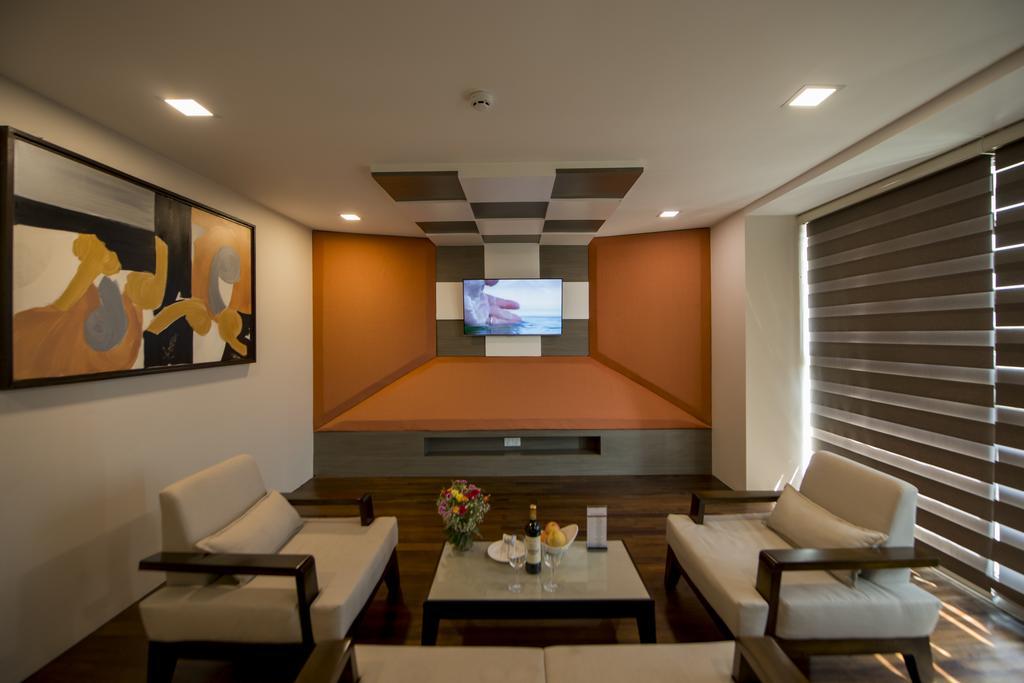 Hotel Parami Yangon Ngoại thất bức ảnh