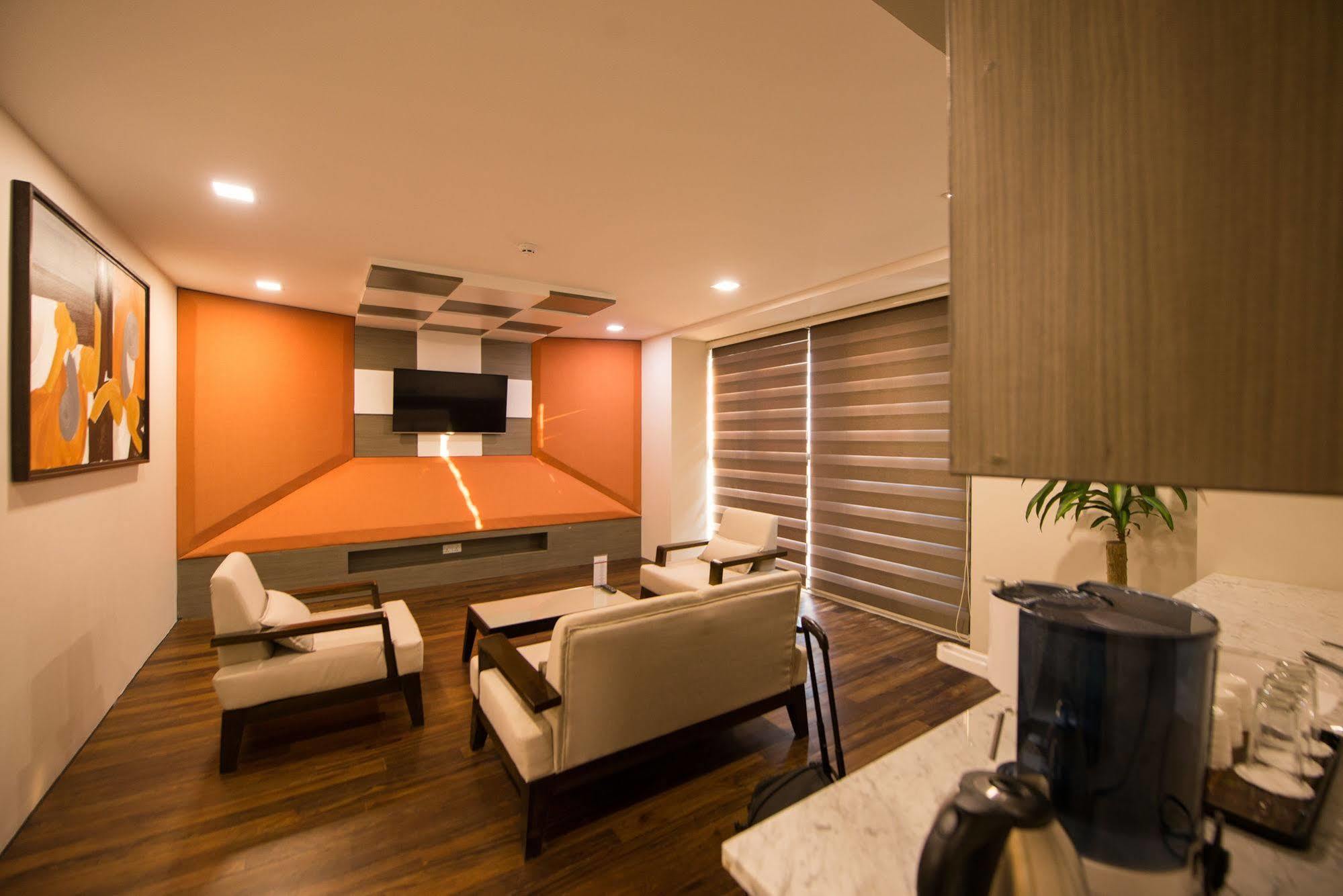 Hotel Parami Yangon Ngoại thất bức ảnh