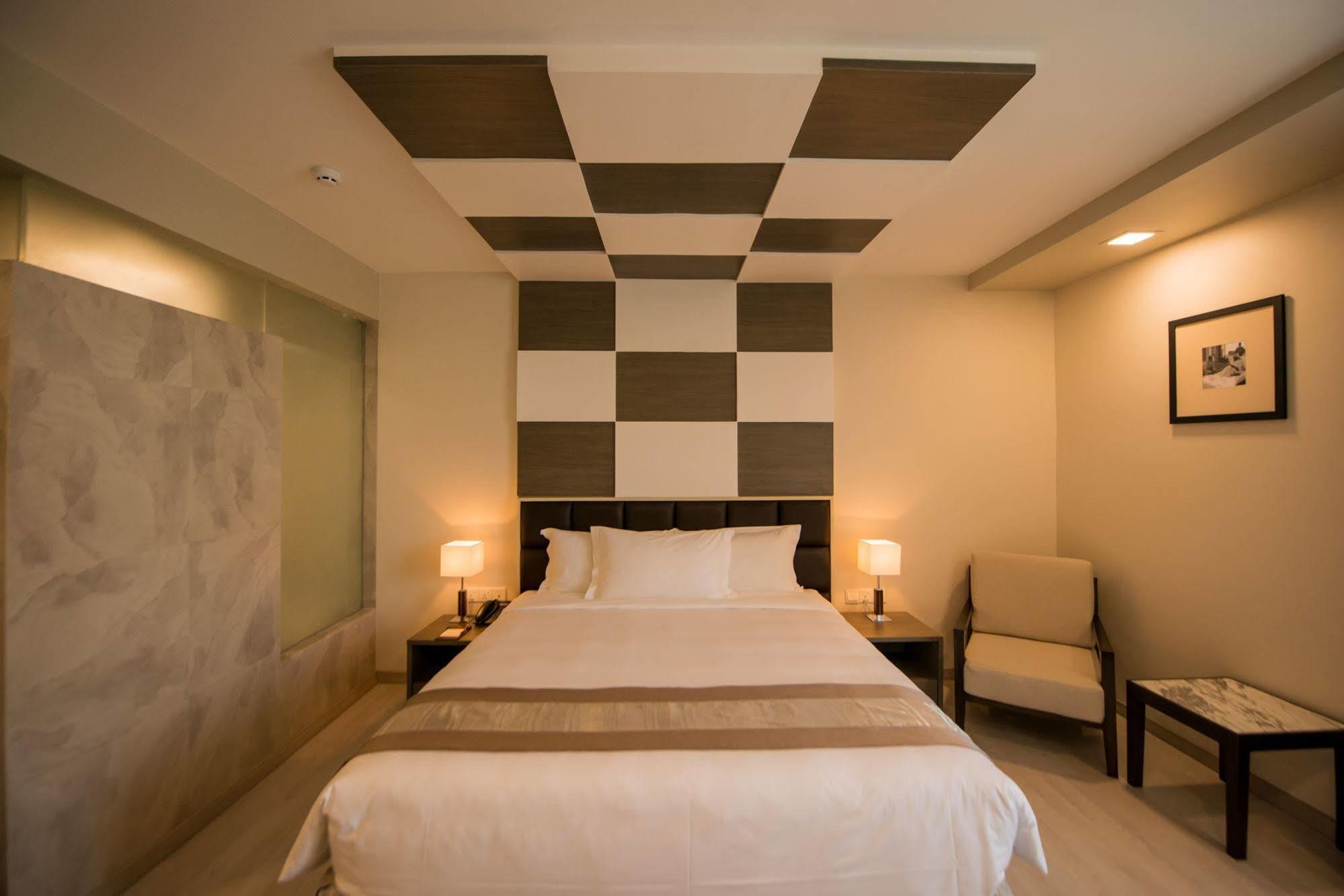Hotel Parami Yangon Ngoại thất bức ảnh